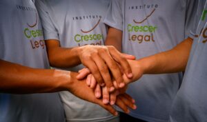 Instituto Crescer Legal contrata educador social para Canoinhas, Santa Catarina