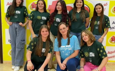 Meninas da 9ª edição do Nós por Elas apresentam seus boletins de rádio