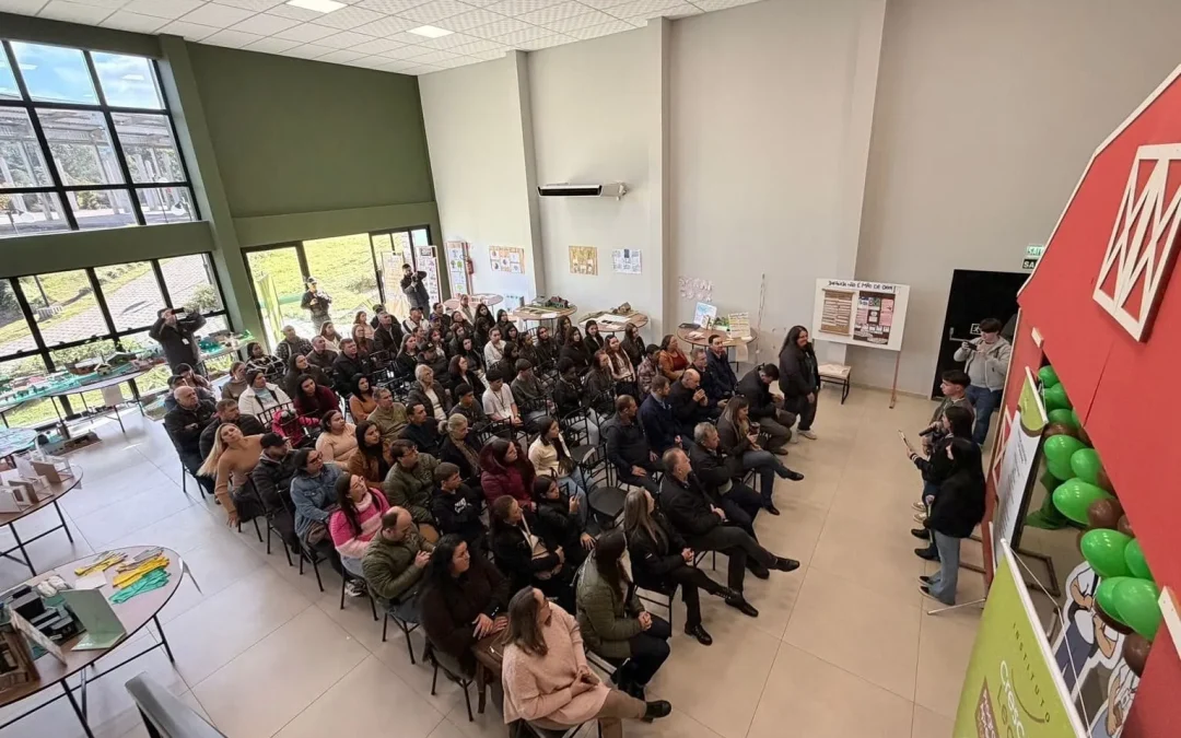 Aprendizes do Instituto Crescer Legal mostram protagonismo e conexão com suas comunidades
