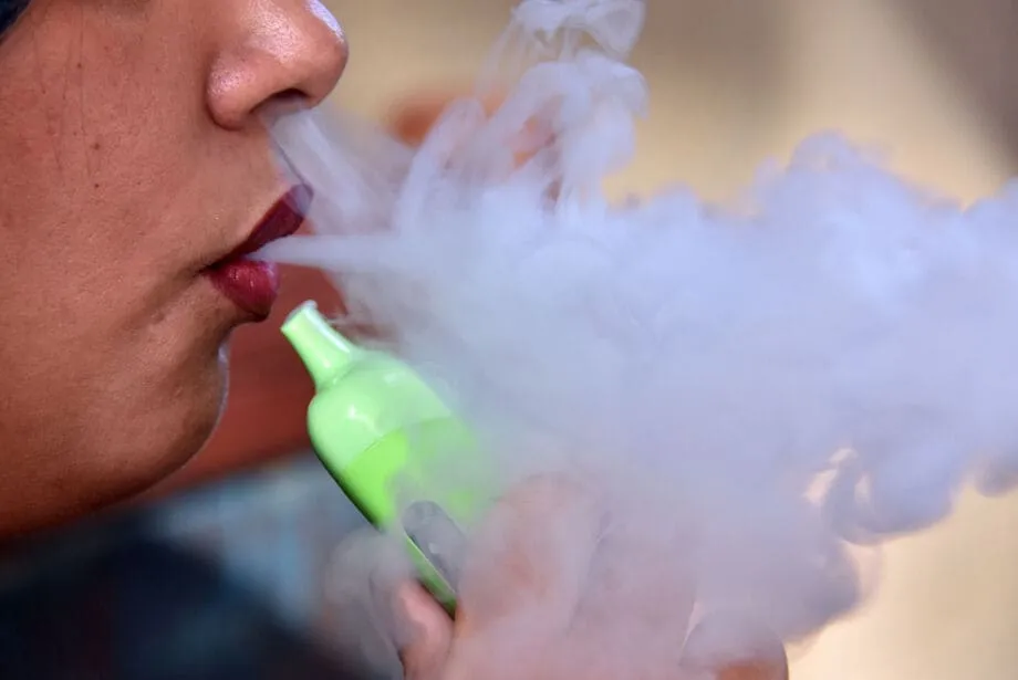 Mercado ilegal de cigarro eletrônico “tira” R$ 244 milhões de MS