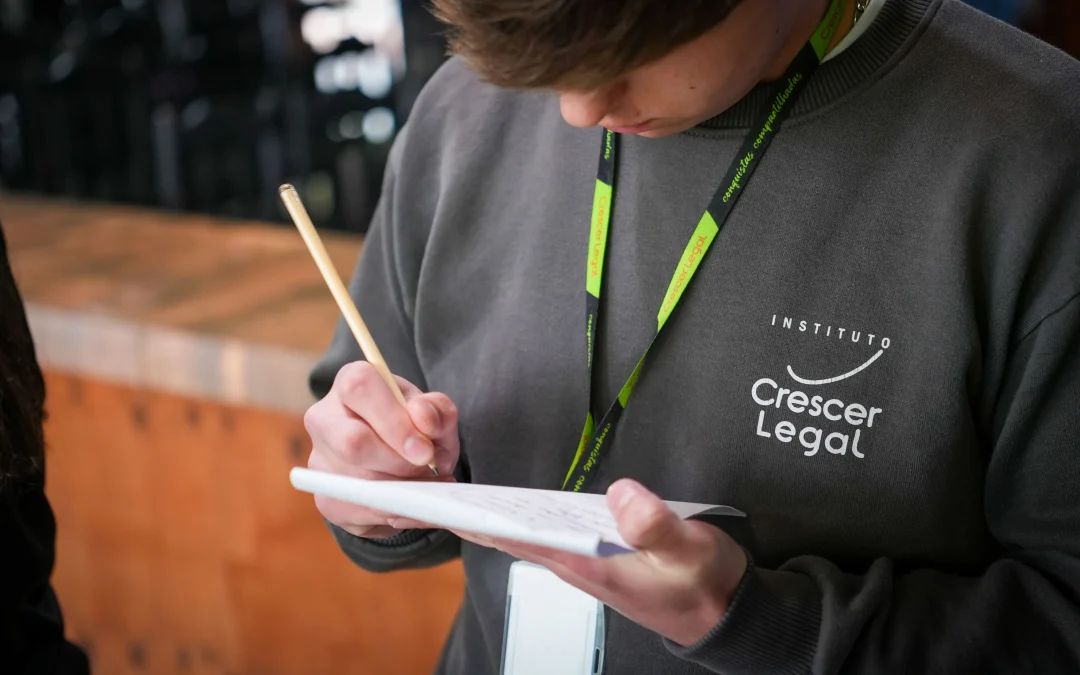Inscrições de novos aprendizes do Instituto Crescer Legal podem ser feitas até o dia 22
